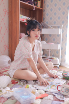 四个人一起C你的感受